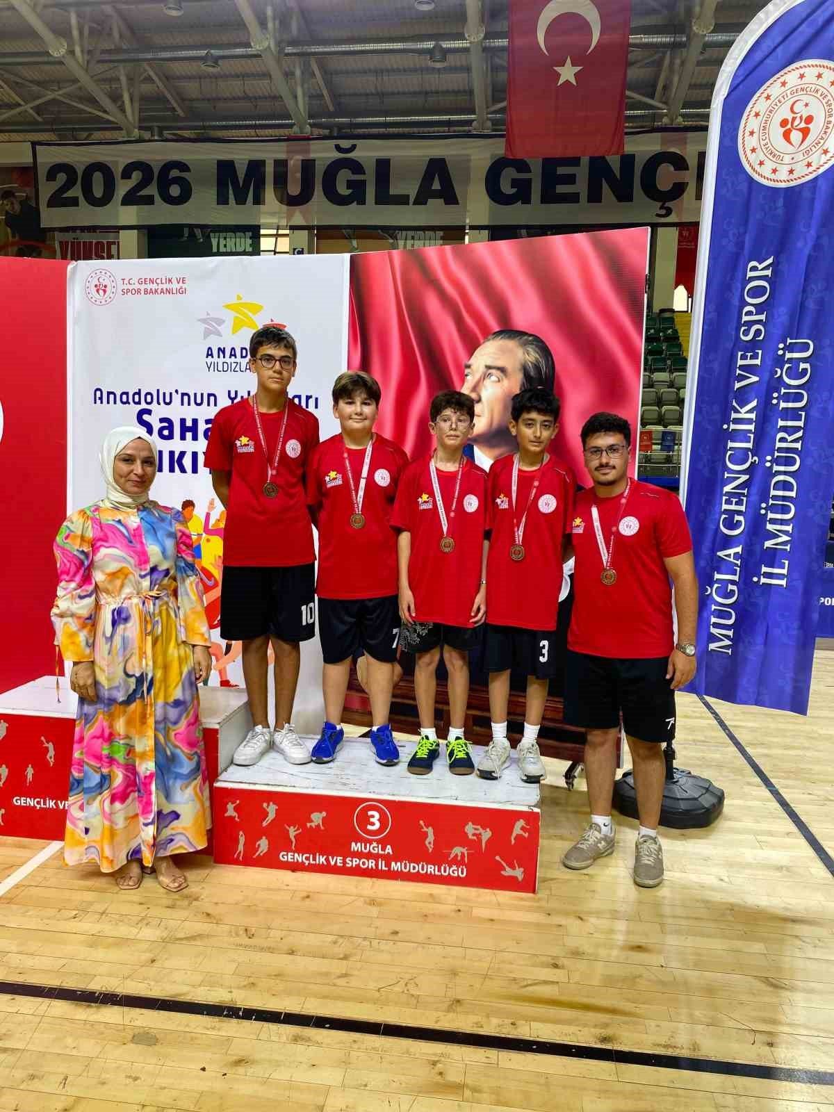 Anadolu Yıldızlar Ligi’nde Eskişehir’den gururlandıran başarı - Foto 3