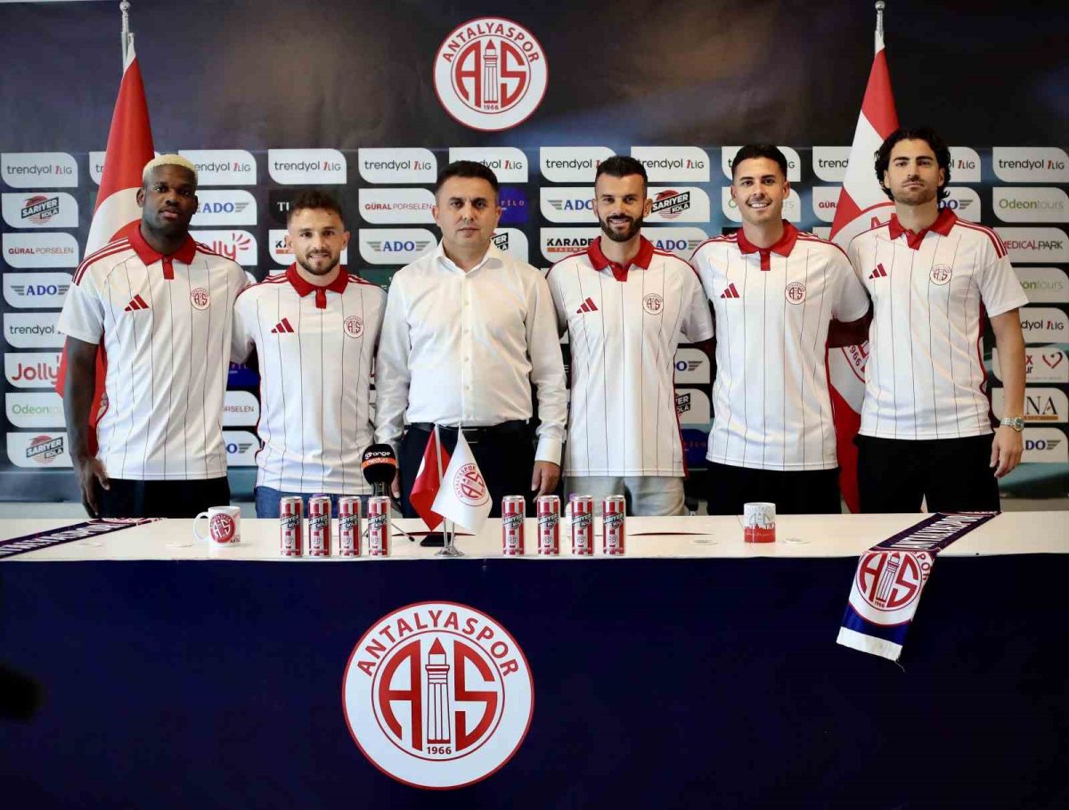 Antalyaspor transfer yasağını kaldırdı, 5 futbolcuyla sözleşme imzaladı