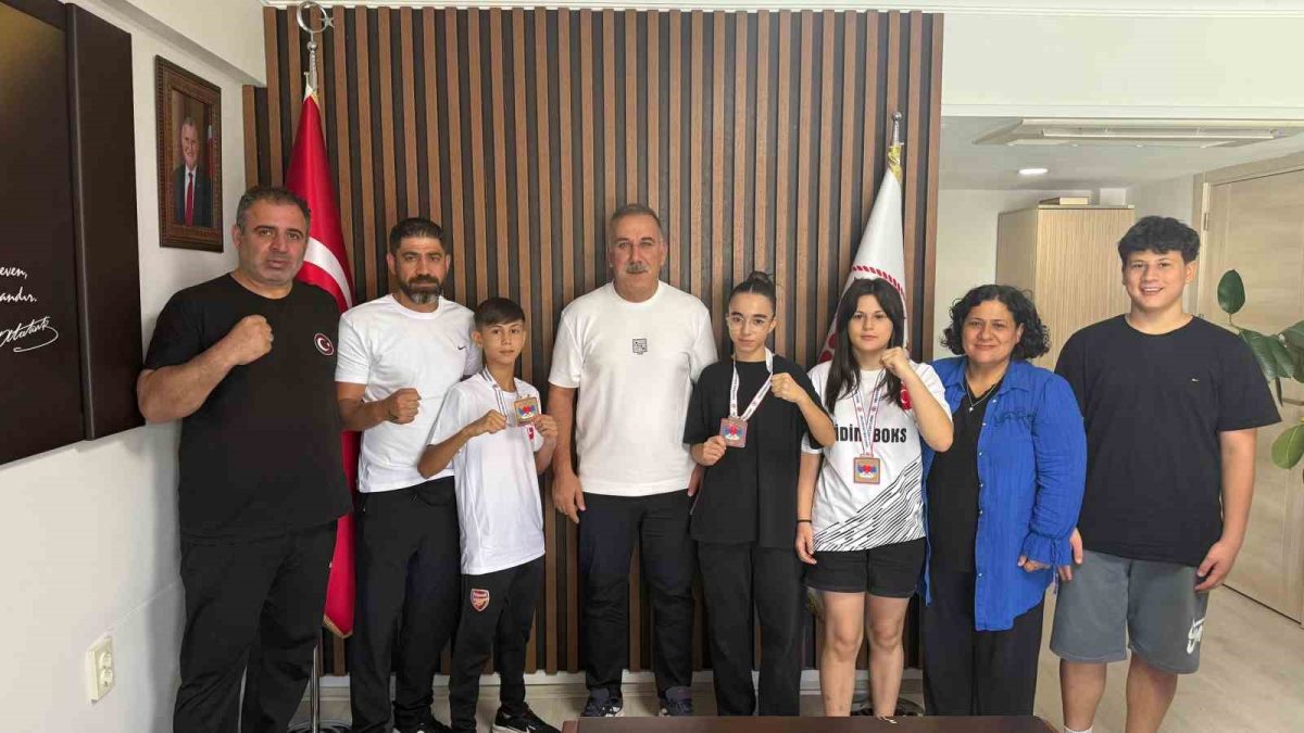 Aydınlı genç boksörlerden Türkiye Şampiyonası’nda 3 madalya