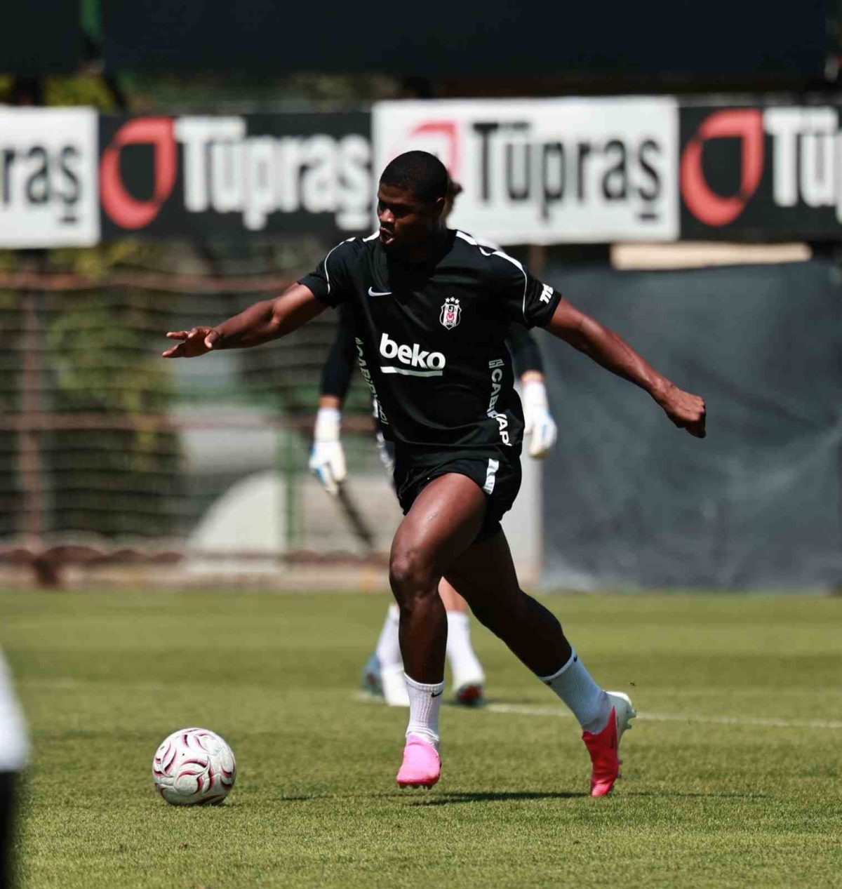 Beşiktaş’ta Alanyaspor maçı hazırlıkları başladı - Foto 3