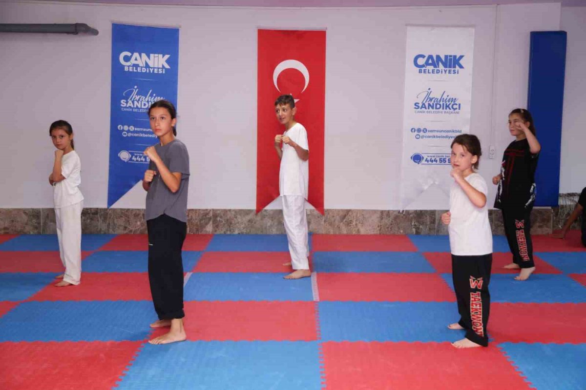 Canik’te gençler sporla buluşuyor - Foto 3