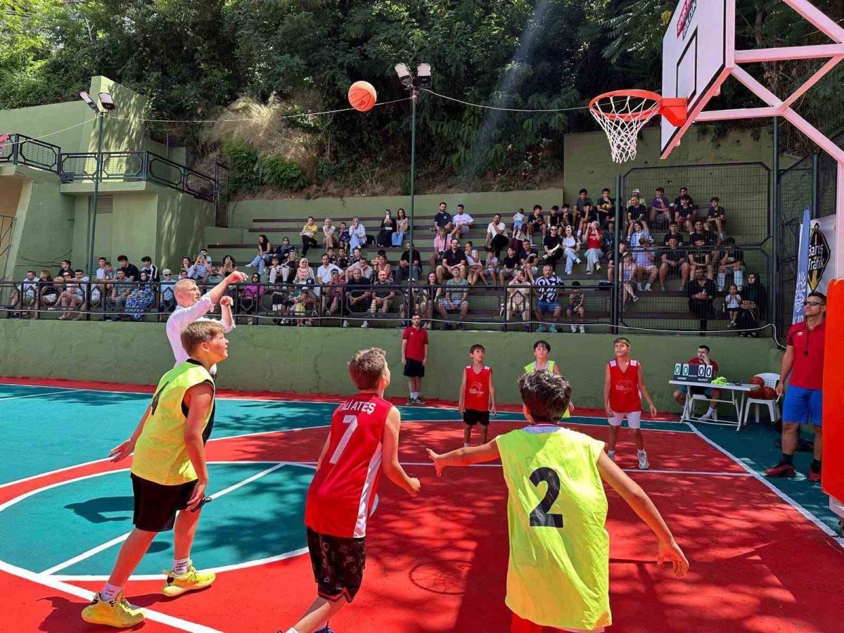 Değirmendere Sahilinde basketbol heyecanı