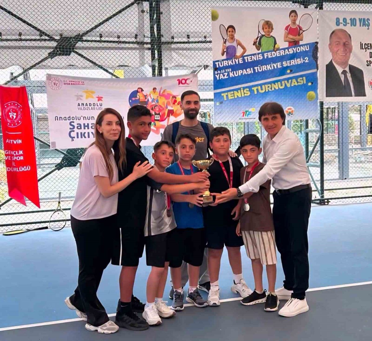 Erzincan Erkek Tenis Takımı ANALİG’de gümüş madalya kazandı