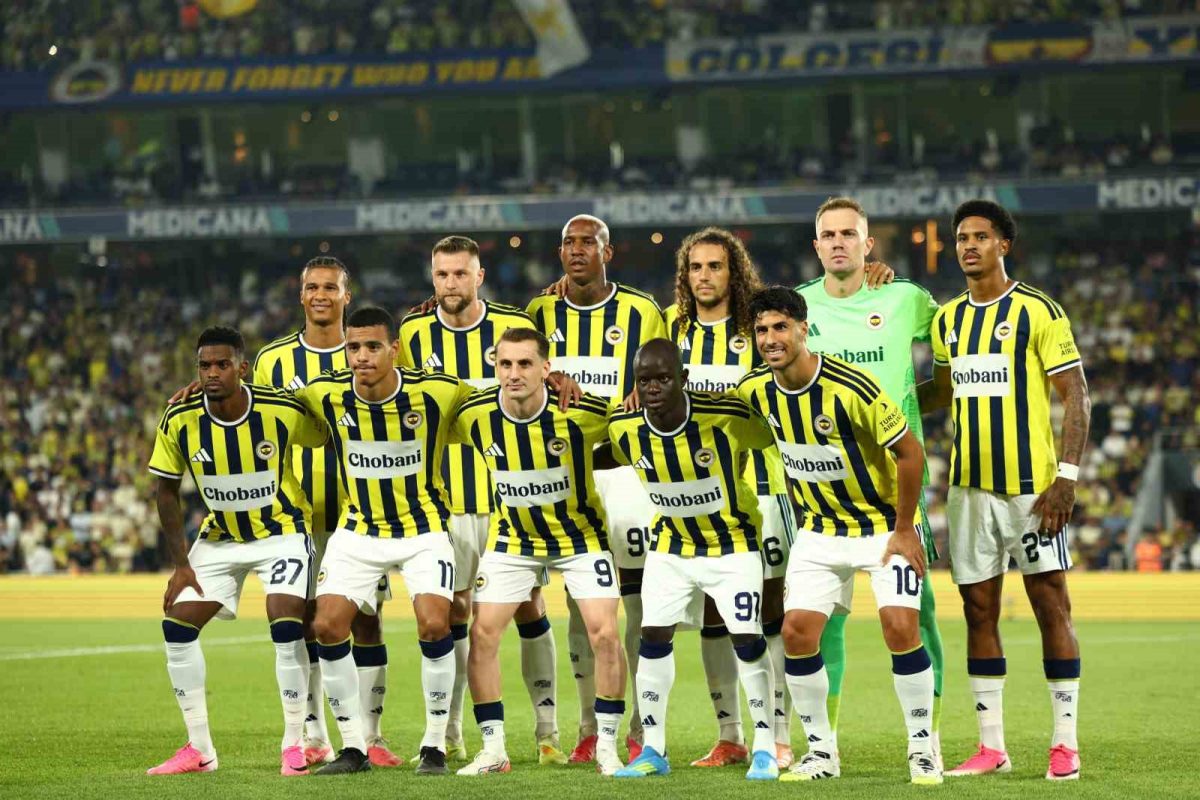 Fenerbahçe, play-off bileti için sahaya çıkacak