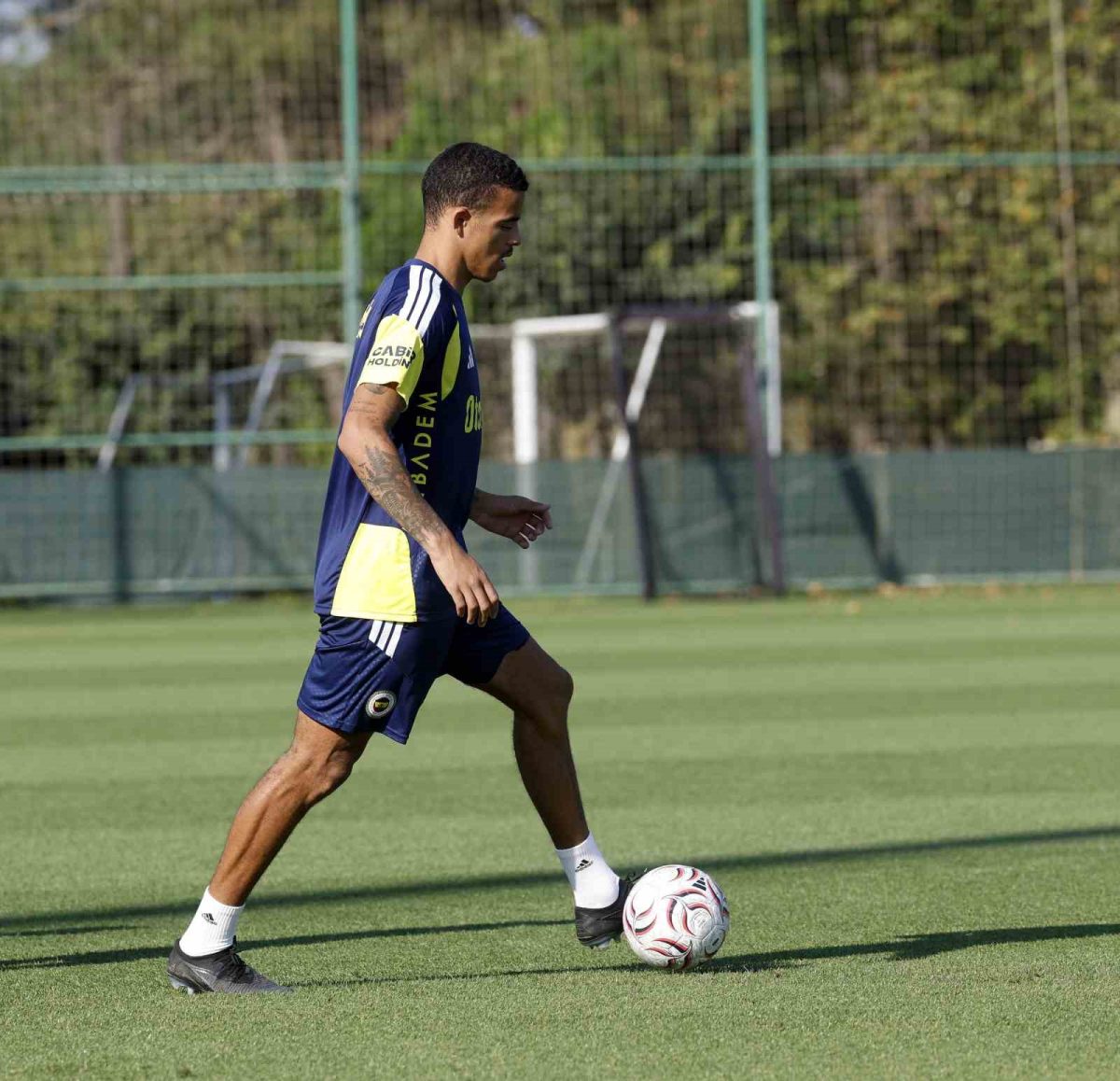 Fenerbahçe, Sturm Graz maçı hazırlıklarını sürdürdü - Foto 2