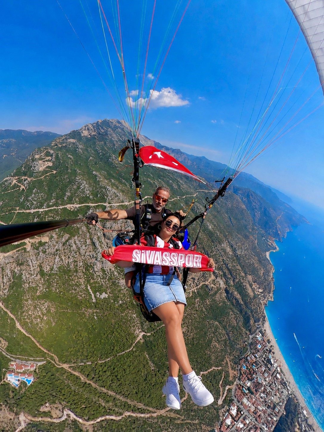 Fethiye semalarında Sivasspor atkısı açtı