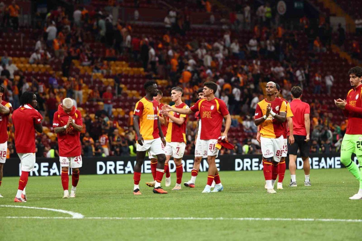 Galatasaray sezona beraberlikle başladı