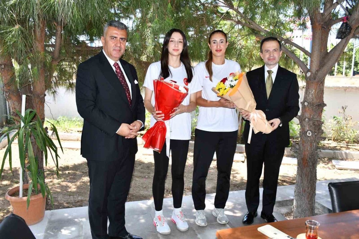 Genç sporcular Payas’ın gururu oldular