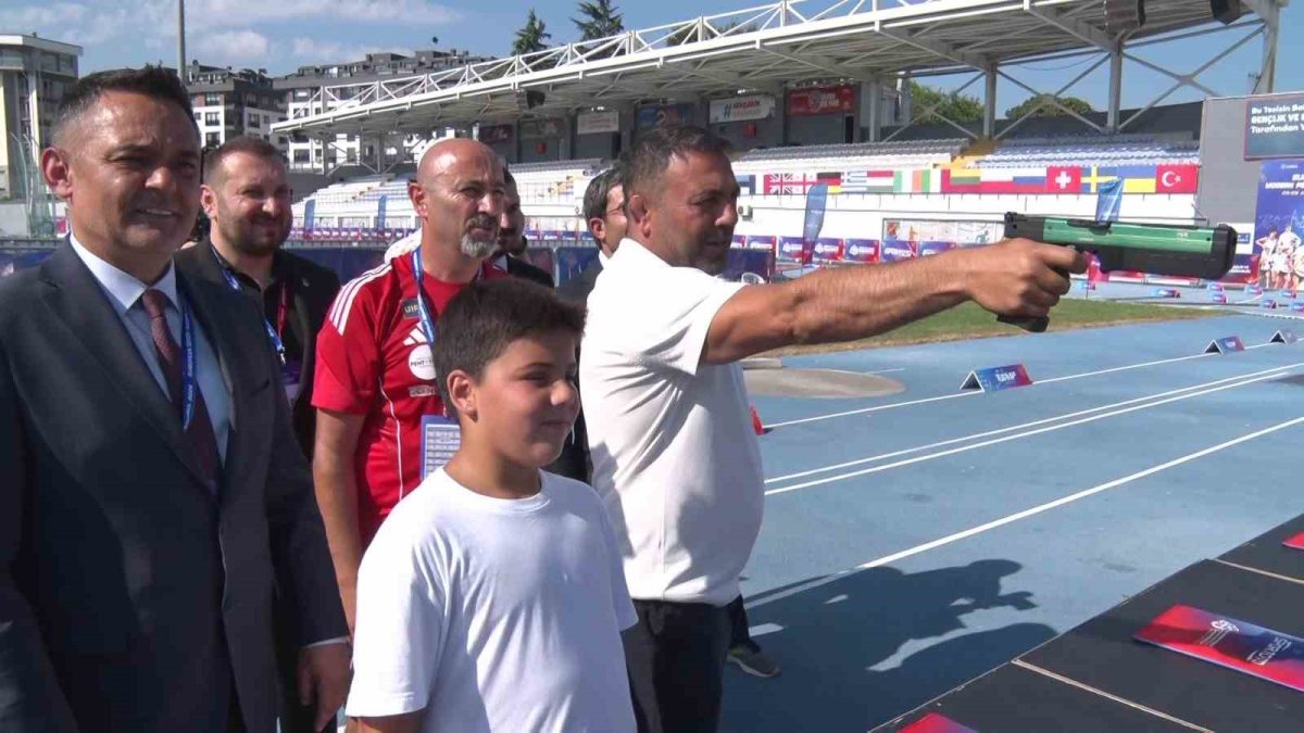 Gençlik ve Spor Bakan Yardımcısı Yerlikaya: "Modern pentatlonumuz olimpiyatta madalya alacak potansiyele geldi" - Foto 2