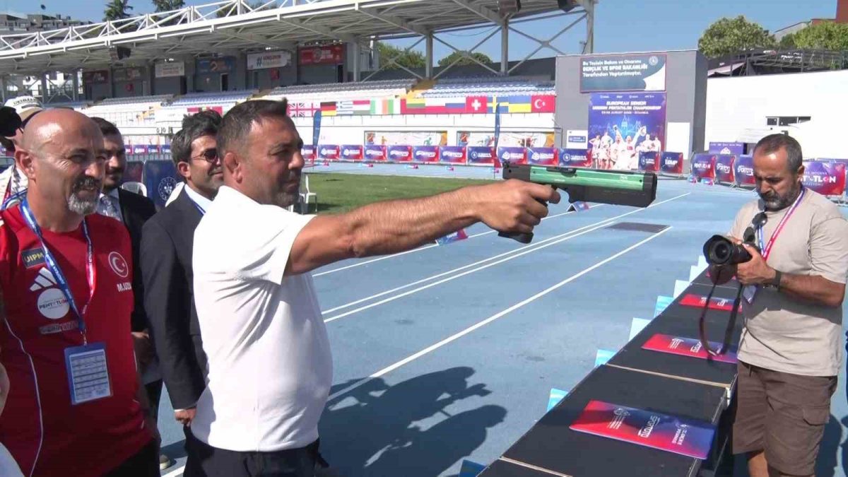 Gençlik ve Spor Bakan Yardımcısı Yerlikaya: "Modern pentatlonumuz olimpiyatta madalya alacak potansiyele geldi" - Foto 4