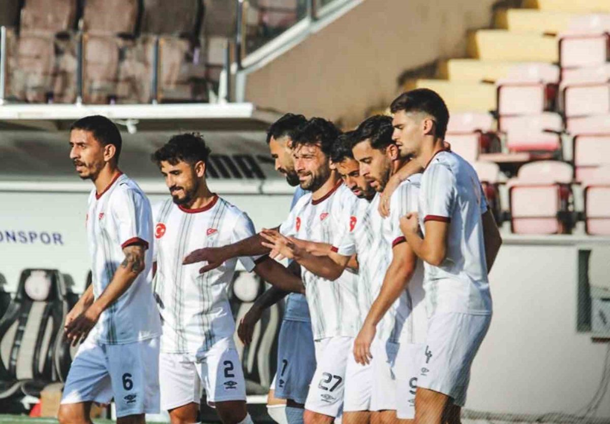 Hazırlık Maçı: Elazığspor: 2 - Bitlisspor: 1 - Foto 2