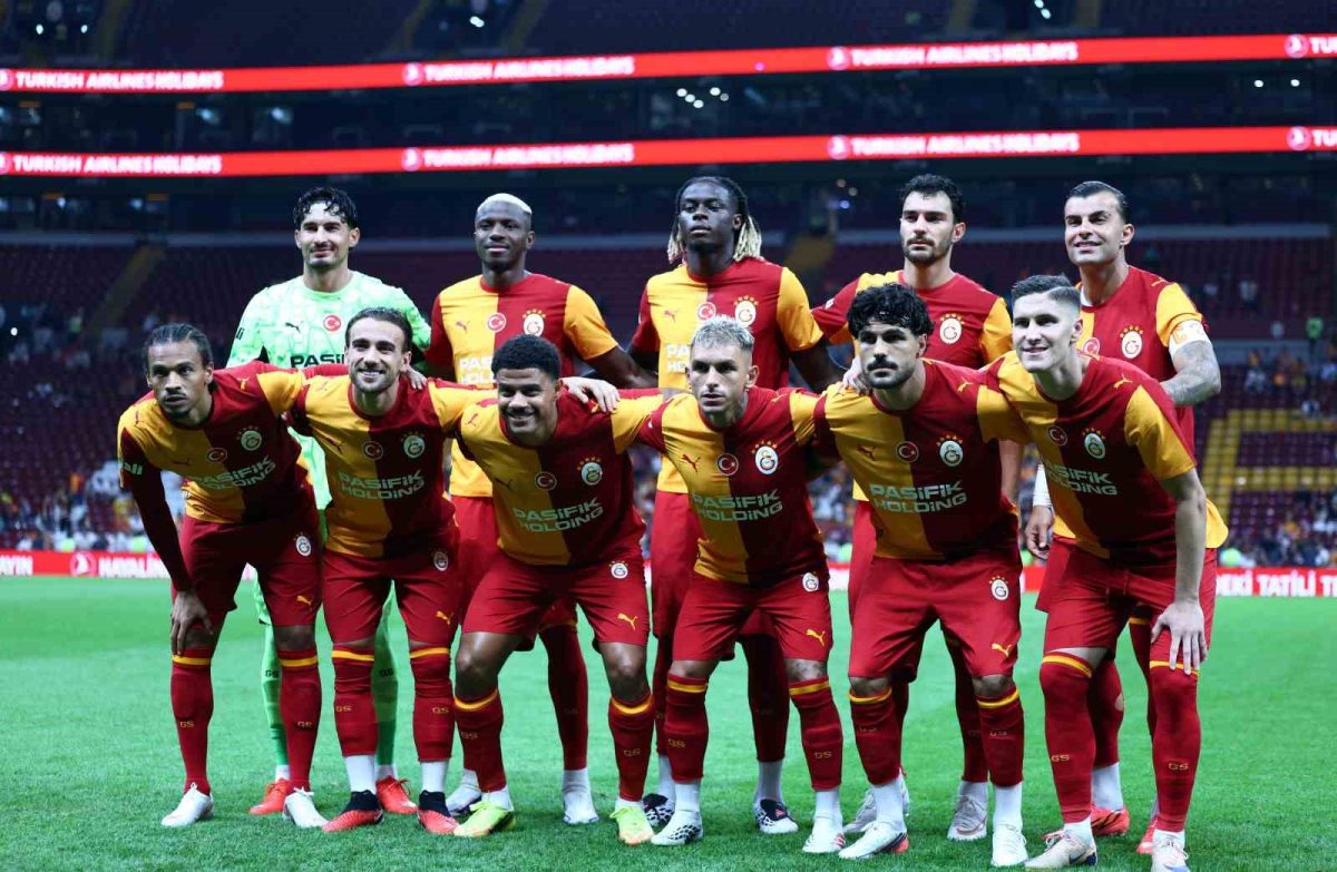 Hazırlık maçı: Galatasaray: 1 - Rennes: 1 (İlk yarı) - Foto 8