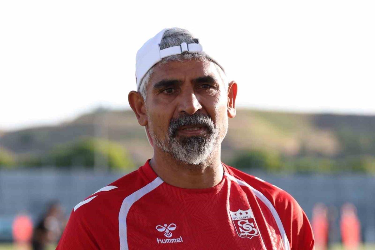 İsmet Taşdemir: "Lige galibiyetle başlamak istiyoruz" - Foto 4