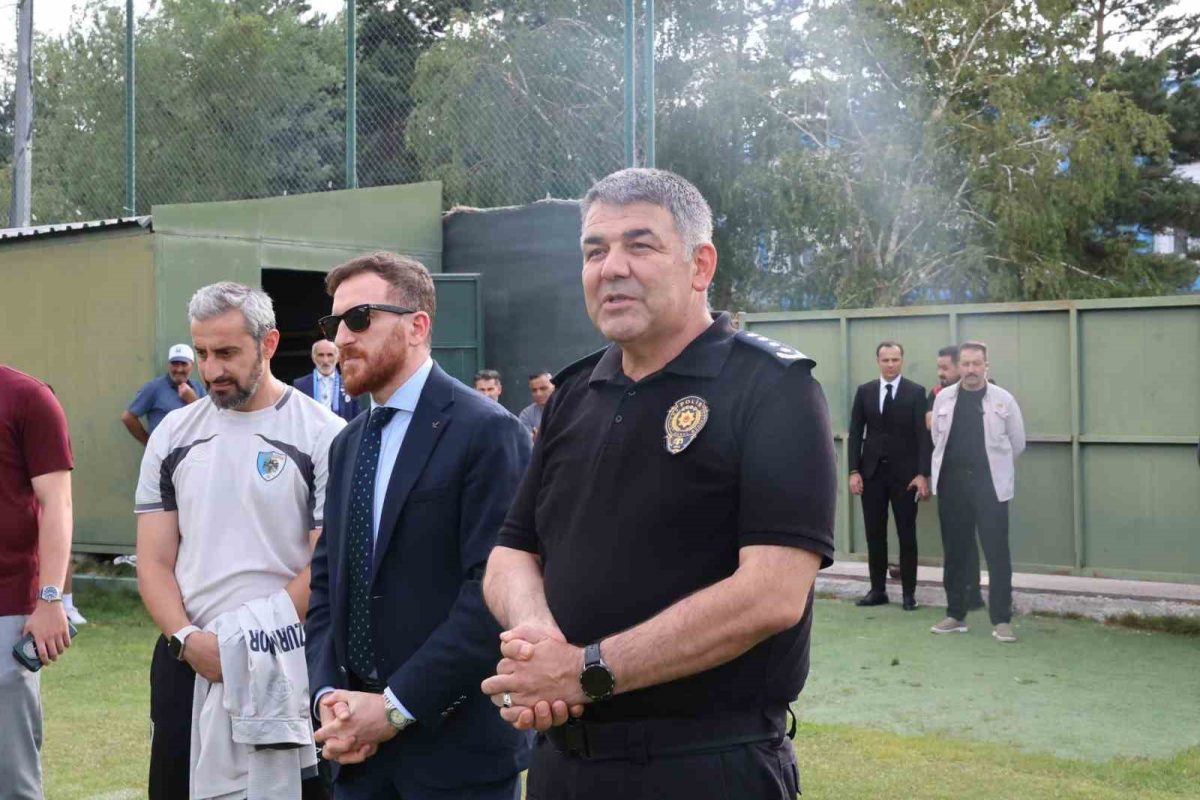 Karaburun’dan Erzurumspor’a moral desteği - Foto 4