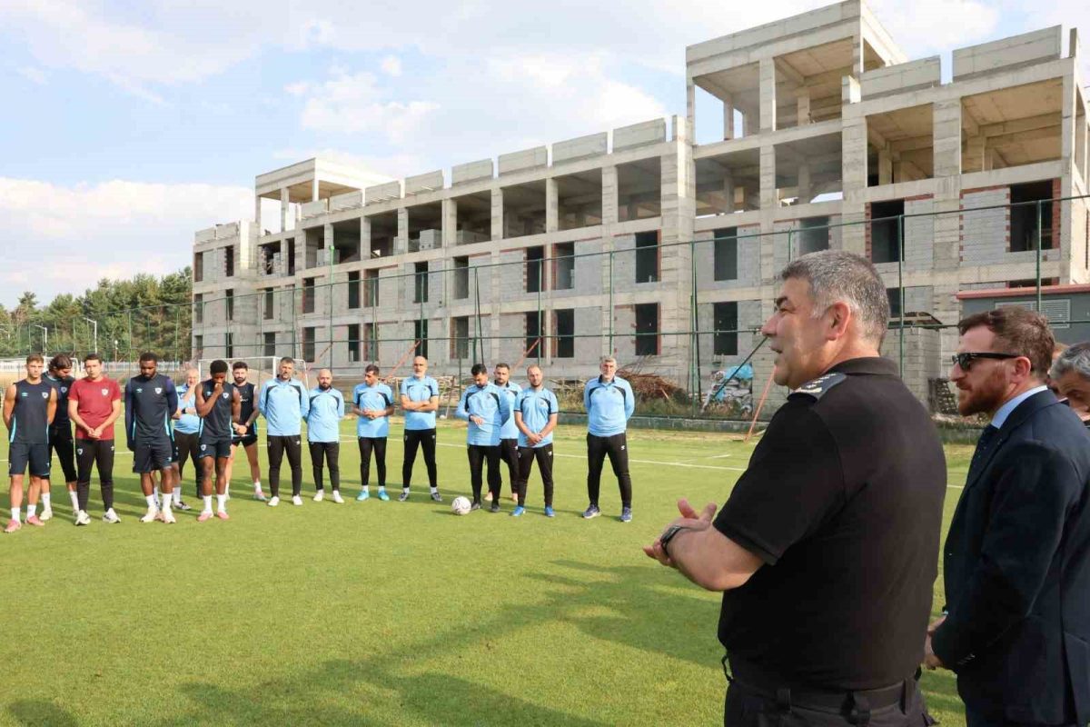 Karaburun’dan Erzurumspor’a moral desteği