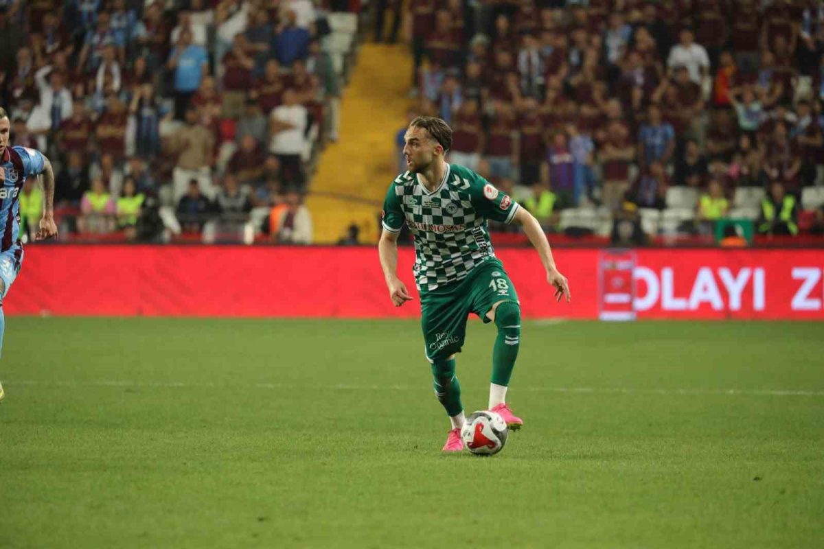 Kocaelispor, Berkan Kutlu’yu kadrosuna kattı