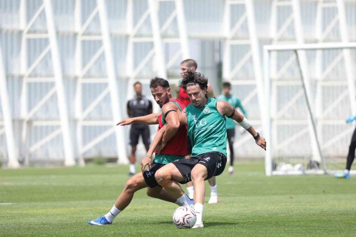 Konyaspor, Fenerbahçe maçı hazırlıklarını sürdürdü - Foto 3