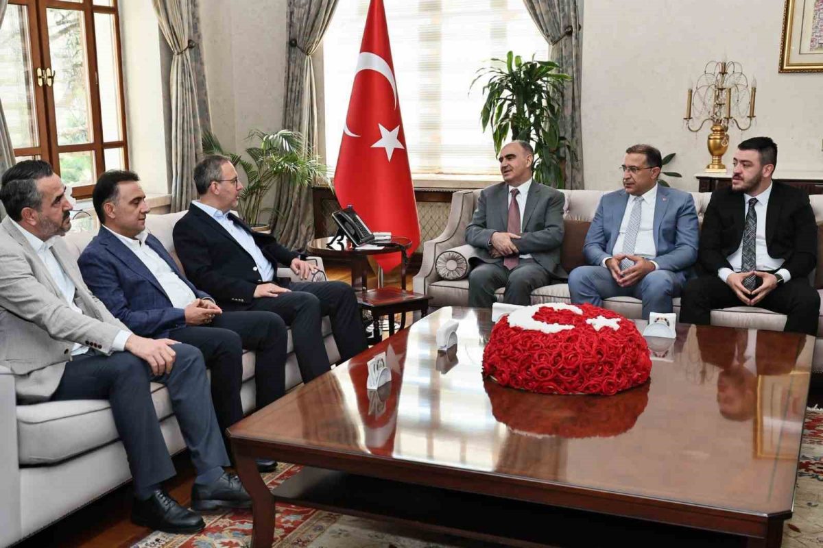 Manisa’nın gençlik ve spor yatırımları değerlendirildi