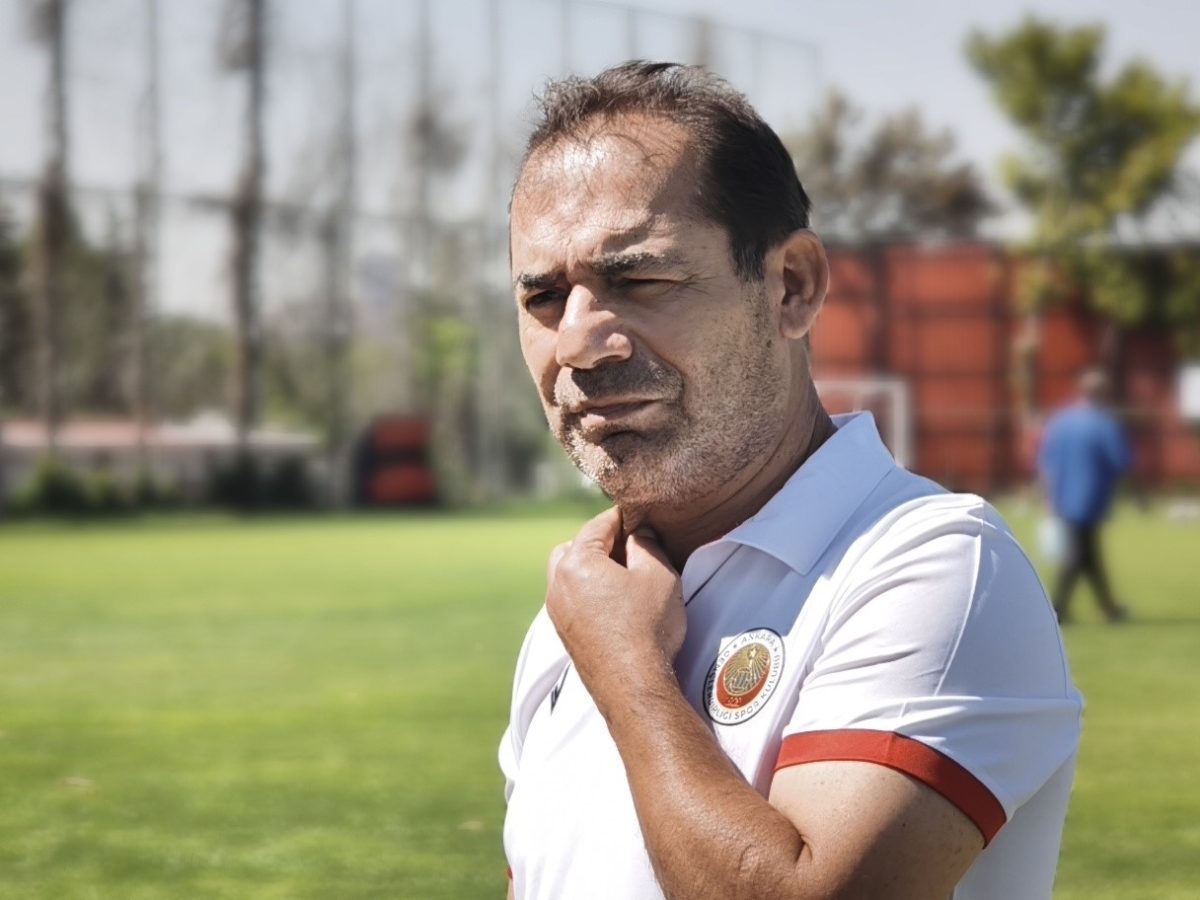 Metin Diyadin: "6 puan bizi şu an için farklı bir atmosfere sokmamalı" - Foto 3