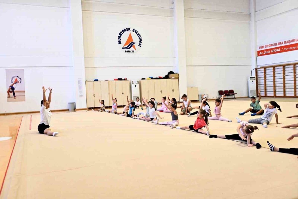 Muratpaşa’dan ücretsiz cimnastik kursu