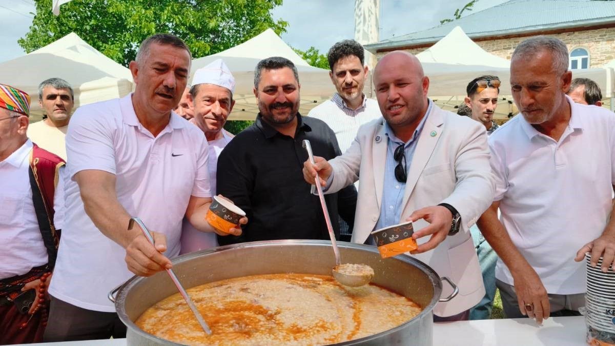Sazlı Akbaş güreşleri coşkuyla tamamlandı - Foto 3