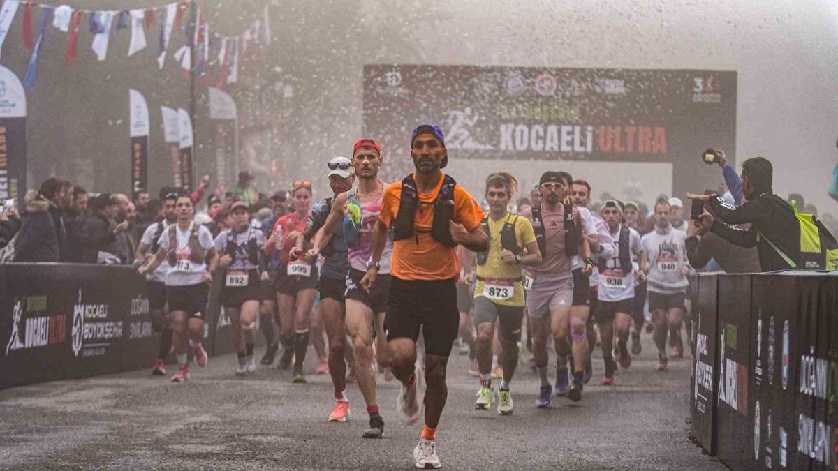 Sis altında 905 sporcudan nefes kesen mücadele - Foto 2