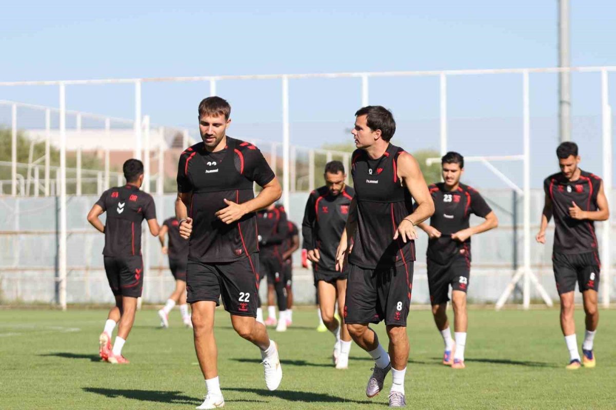 Sivasspor, Esenler Erokspor maçına hazır