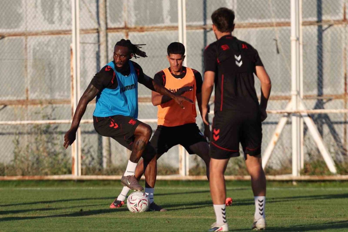Sivasspor, Kayserispor maçına hazırlanıyor - Foto 4