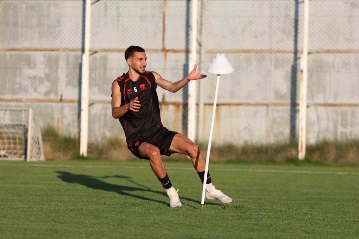 Sivasspor pas çalıştı - Foto 4