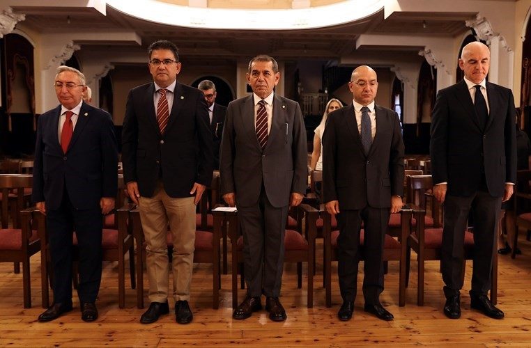 Tevfik Fikret, vefatının 111. yıl dönümünde Galatasaray Lisesi’nde anıldı - Foto 3