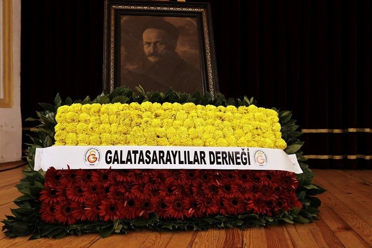 Tevfik Fikret, vefatının 111. yıl dönümünde Galatasaray Lisesi’nde anıldı - Foto 5