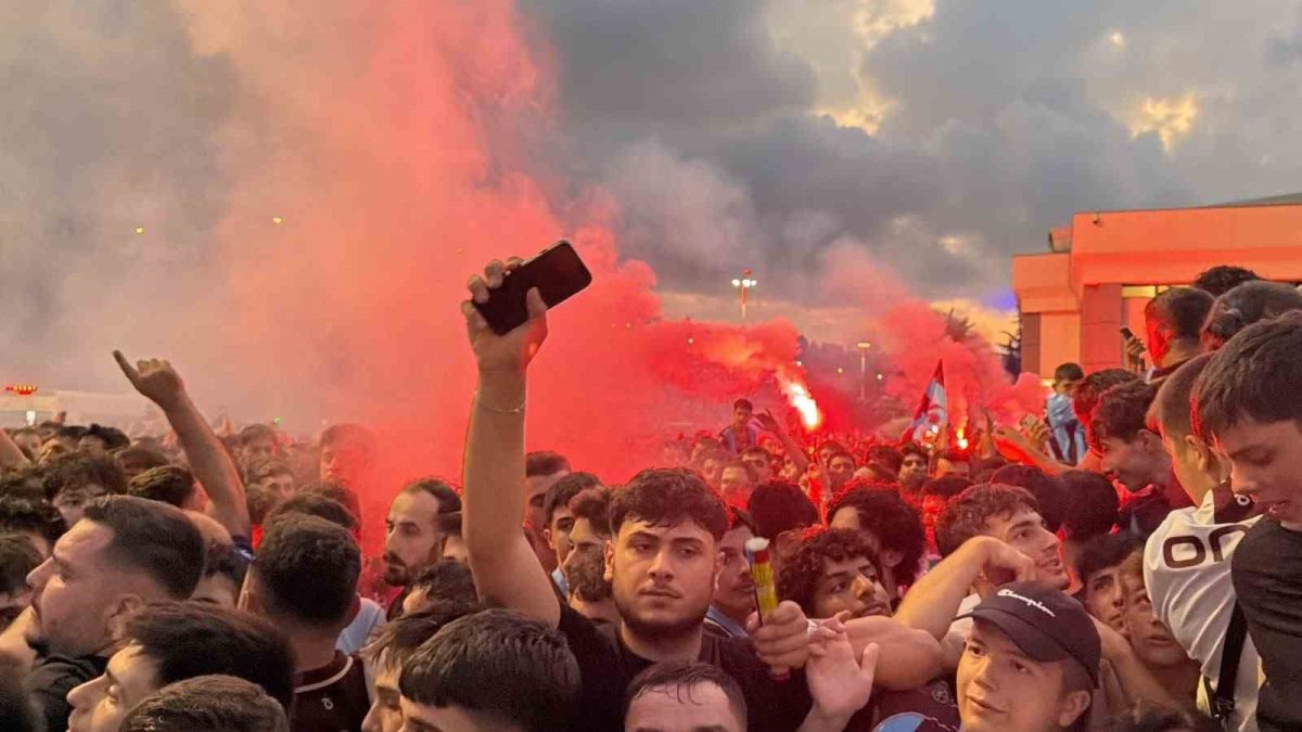 Trabzon’da Salah çılgınlığı - Foto 2