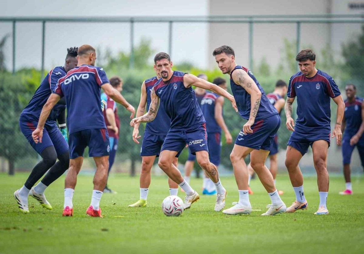 Trabzonspor’da neşeli idman - Foto 2