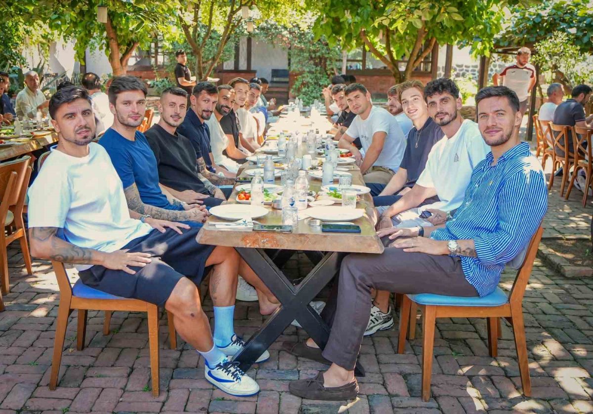 Trabzonspor’da yeni sezon öncesi birlik ve beraberlik buluşması