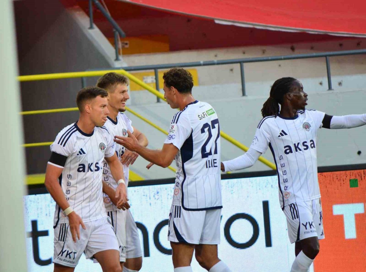 Trendyol Süper Lig: Çorum FK: 0 - Kasımpaşa: 1 (İlk yarı)