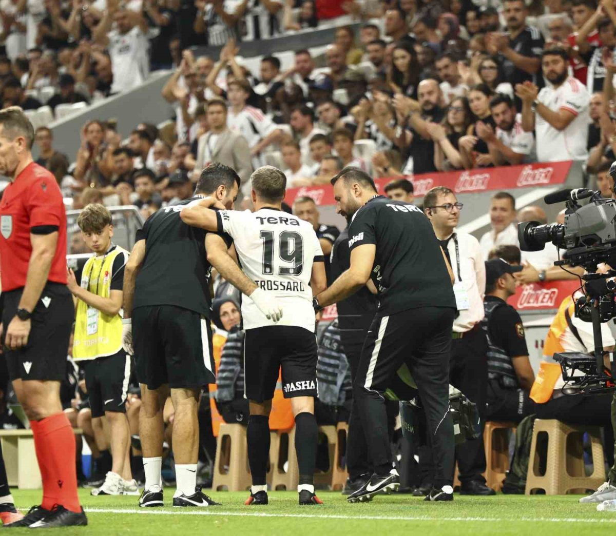 Trossard sakatlandı, oyuna devam edemedi - Foto 2