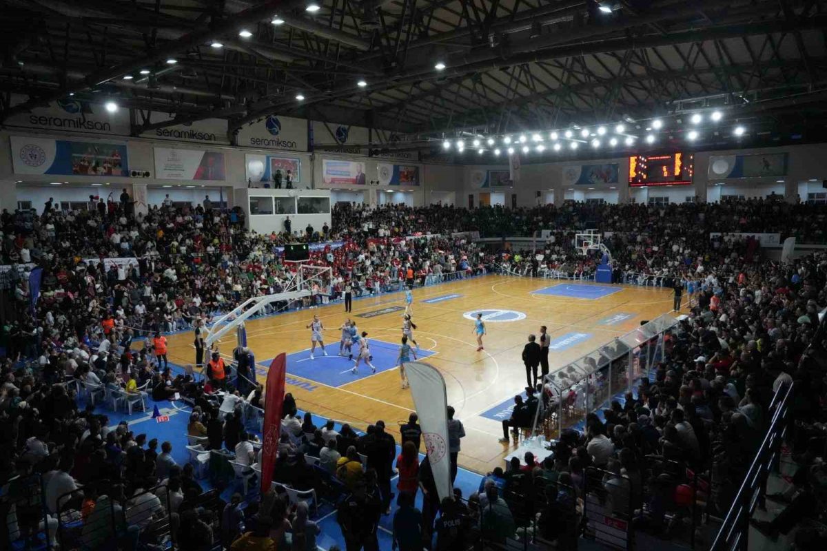 Turgutlu Belediyespor’da VIP koltuklar satışta