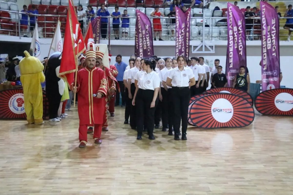 Türkiye Ferdi Boks Şampiyonası’nın açılış seremonisi yapıldı - Foto 5