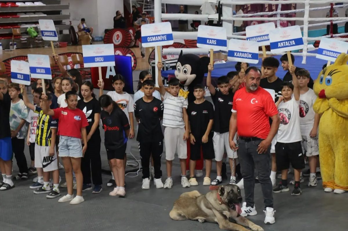 Türkiye Ferdi Boks Şampiyonası’nın açılış seremonisi yapıldı