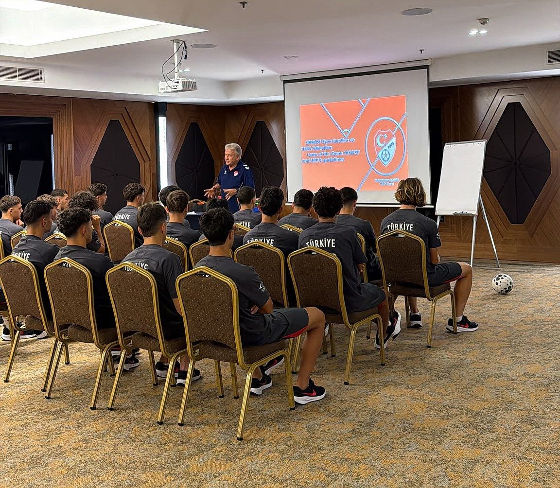 U18 Milli Takımı’nın hazırlık kampı İstanbul’da başladı - Foto 2
