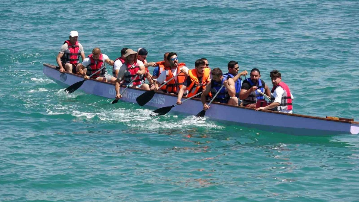 Van Gölü’nde adrenalin dolu festival - Foto 5