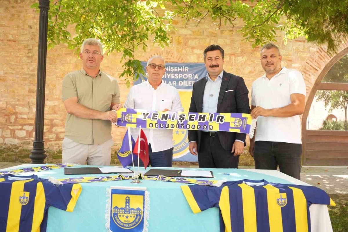 Yenişehir Belediyespor, Teknik Direktör Sait Ulvi Özdemir ile anlaştı - Foto 2