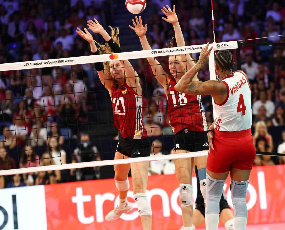 A Milli Kadın Voleybol Takımı, Avrupa Şampiyonası’nda yarı finale yükseldi - Foto 4