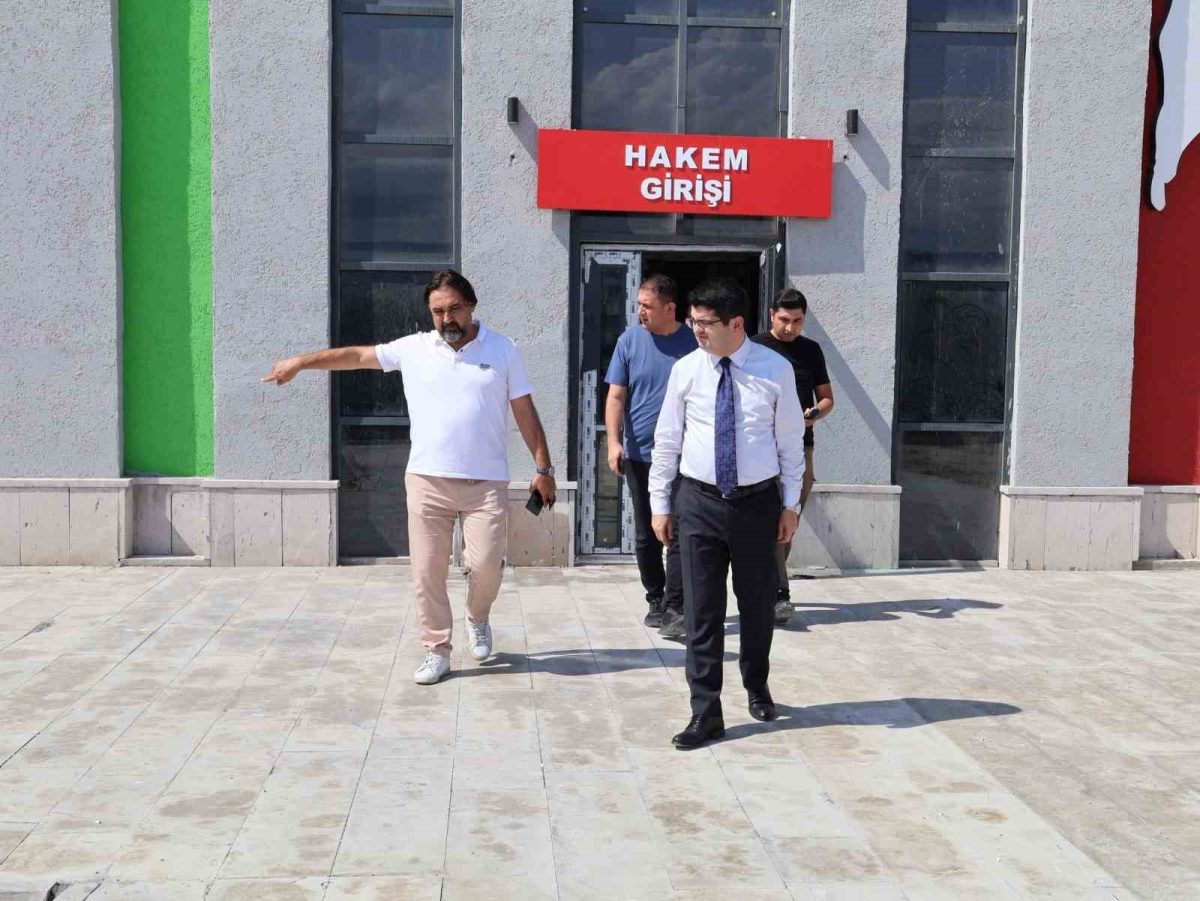 Arsuz’da 6 bin 846 metrekarelik kapalı spor salonunda sona gelindi - Foto 2