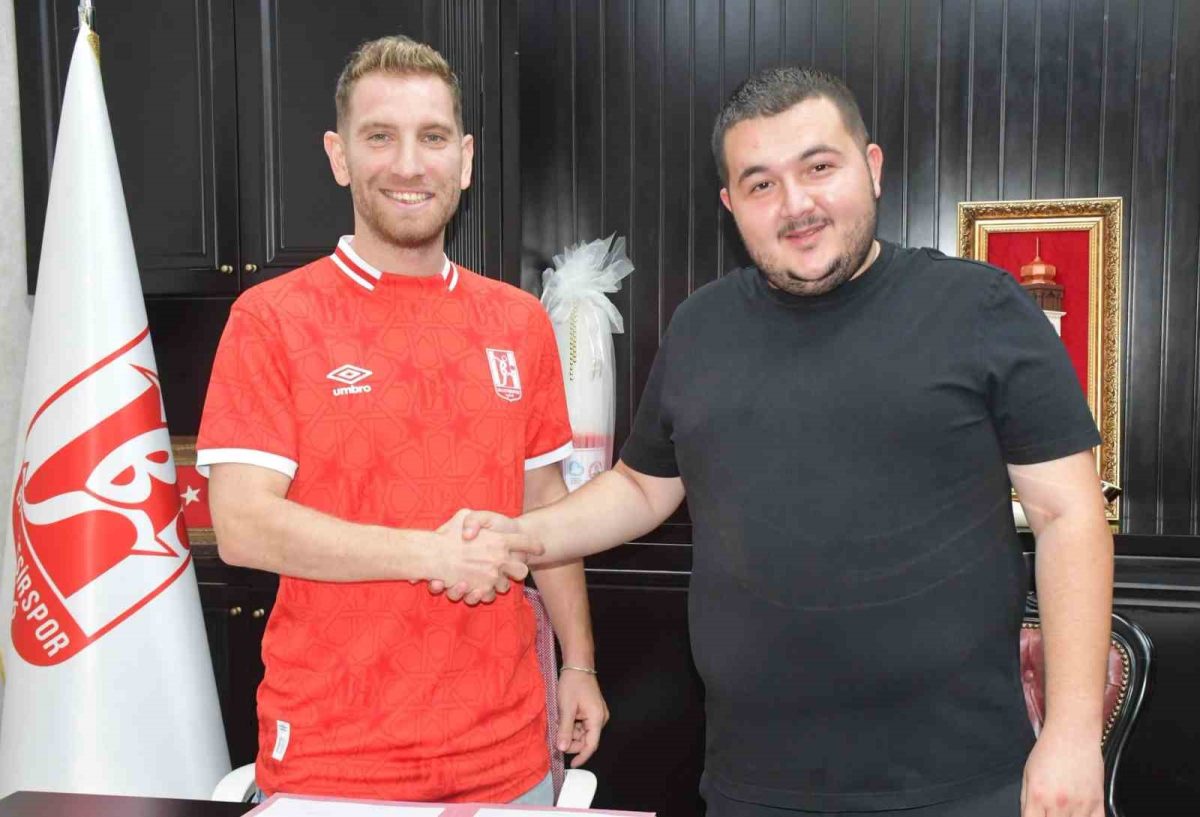 Balıkesirspor, transferin son gününde kadrosunu 3 isimle güçlendirdi - Foto 2
