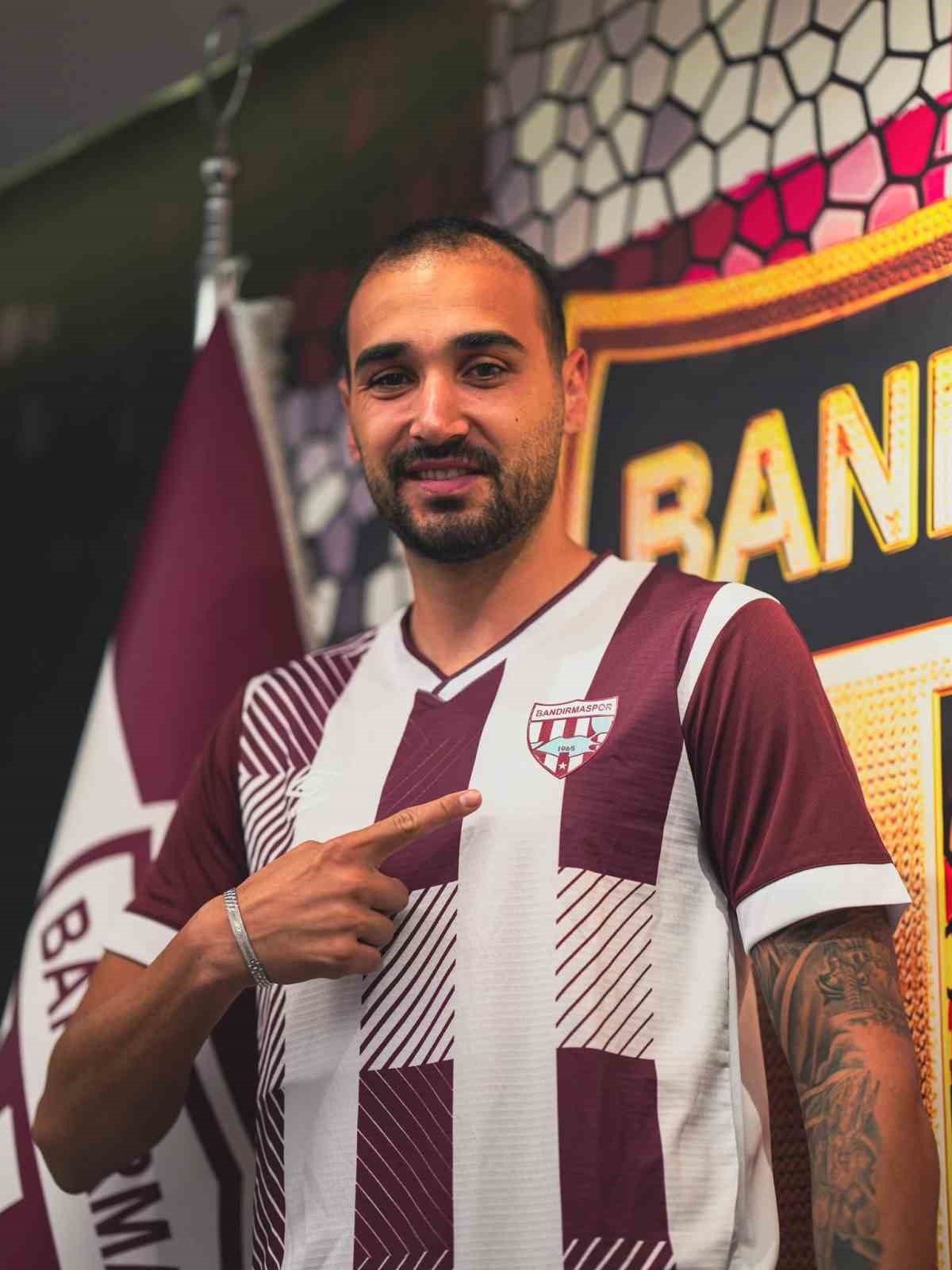 Bandırmasporlu Tolga Kalender 25 yaşında hayatını kaybetti - Foto 2