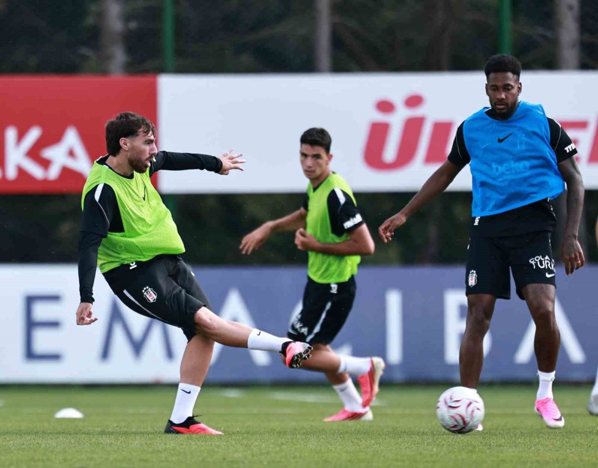 Beşiktaş, Erzurumspor FK maçı hazırlıklarına başladı - Foto 2