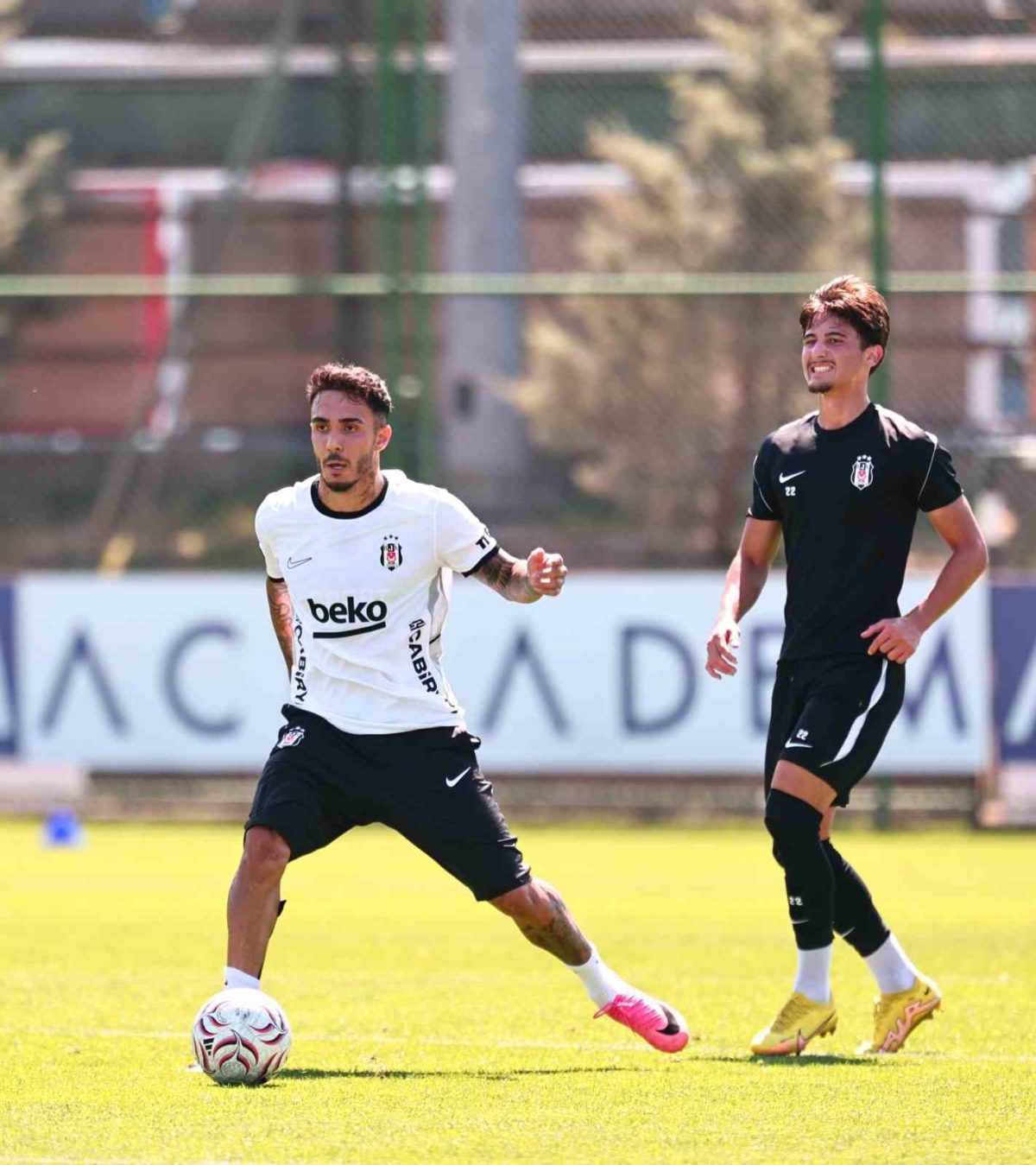 Beşiktaş, Fenerbahçe maçı hazırlıklarına başladı - Foto 3