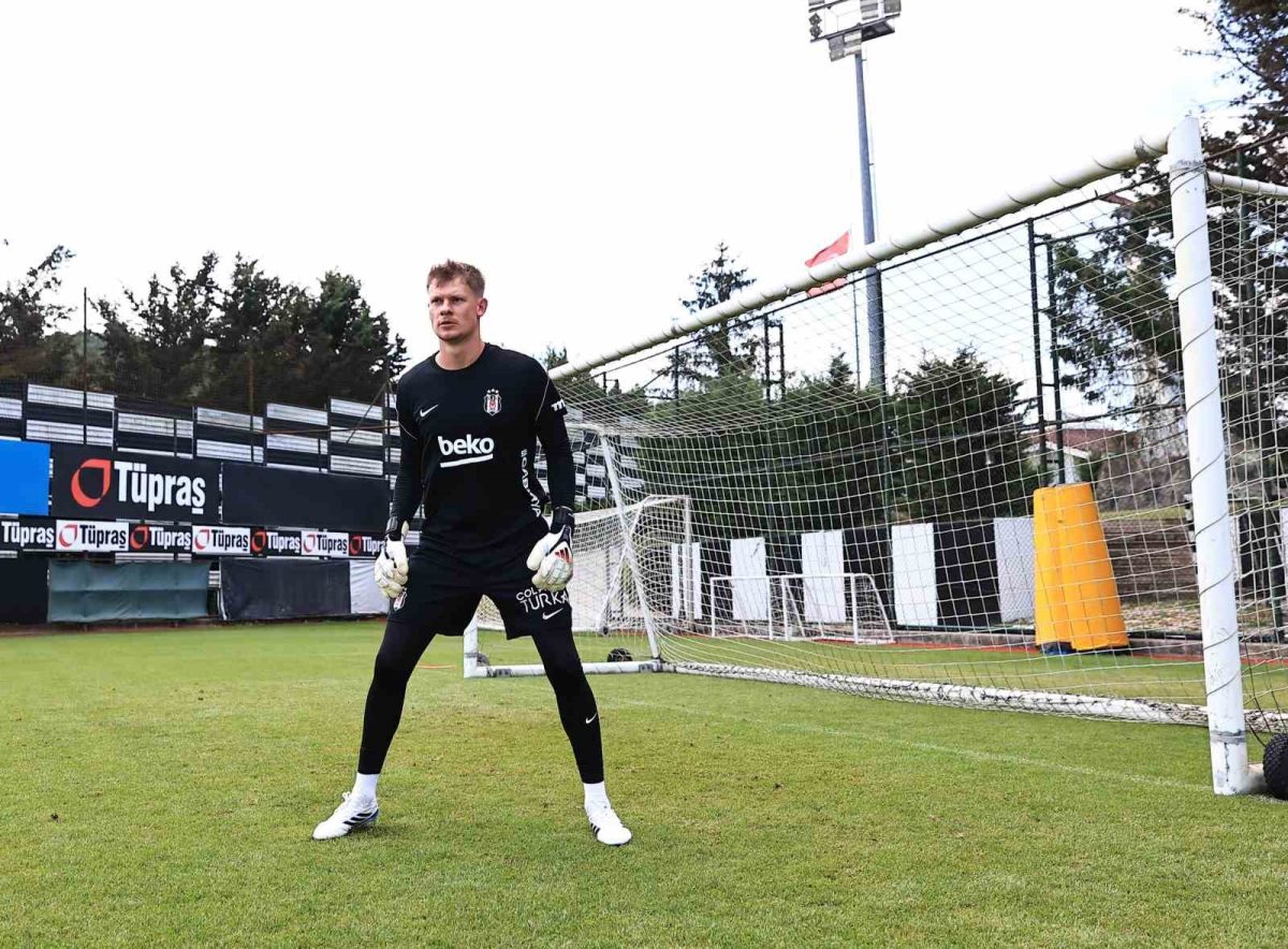 Beşiktaş, transfer döneminde 10 oyuncuyu kadrosuna kattı - Foto 3