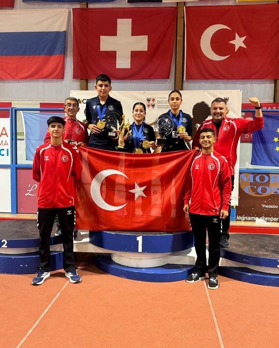 Bingöllü öğrenci Avrupa’dan altın madalya ile döndü